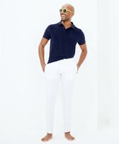 Einfarbige Leinenhose mit geradem Schnitt für Herren Weiss Vorderseite getragene Ansicht